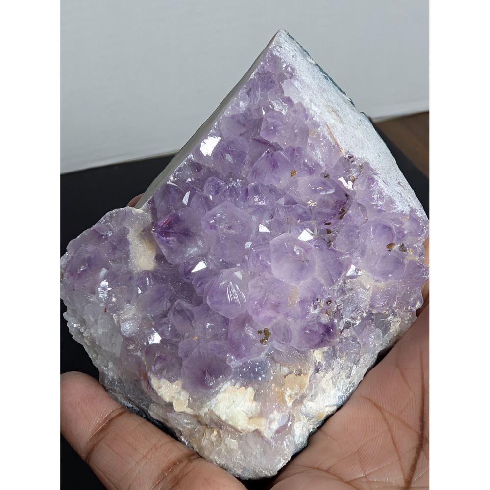 Small Amythyst Geode Cluster - Picture 3 of 8